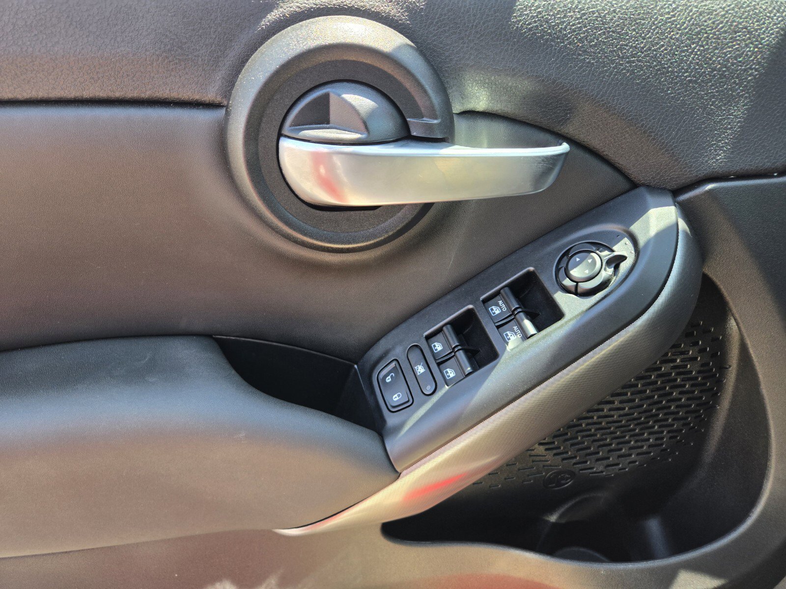 Used 2023 FIAT 500X Pop w/ Comfort Group image 16