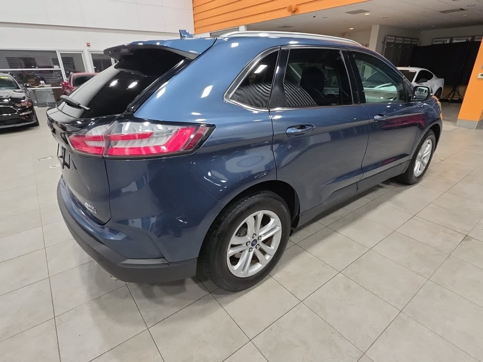 Used 2019 Ford Edge SEL w/ Equipment Group 201A AWD/4WD image 8
