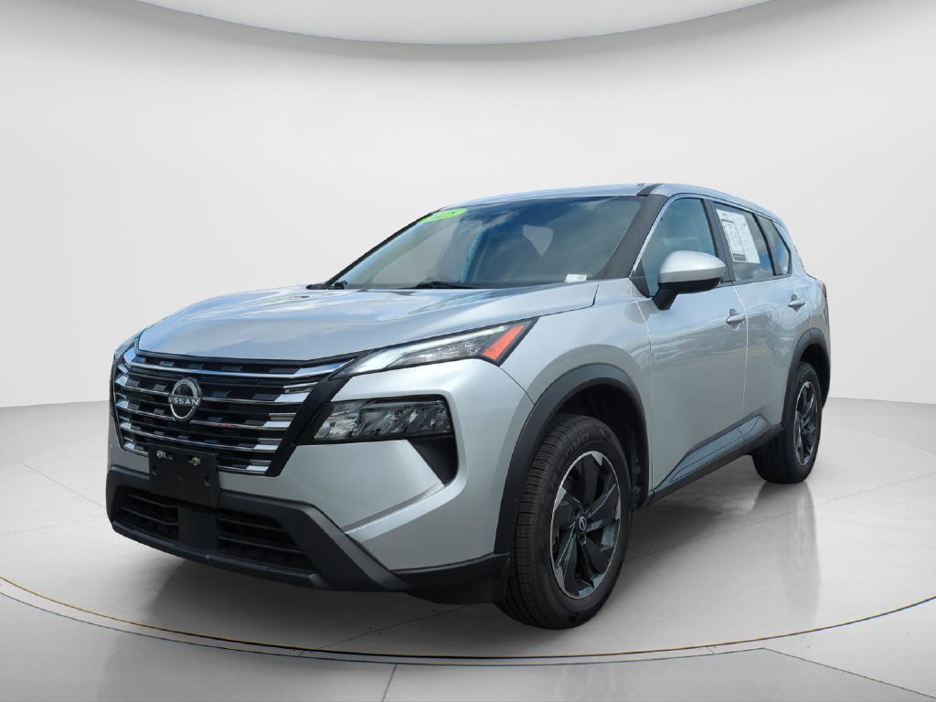 Used 2025 Nissan Rogue SV