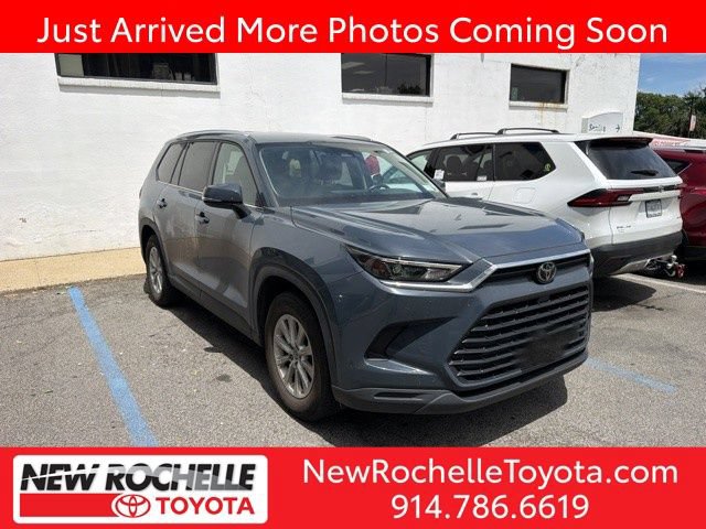 Used 2024 Toyota Grand Highlander AWD image 1