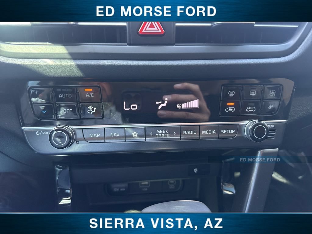 Certified 2024 Kia Seltos SX w/ SX Sunroof Package AWD/4WD image 16