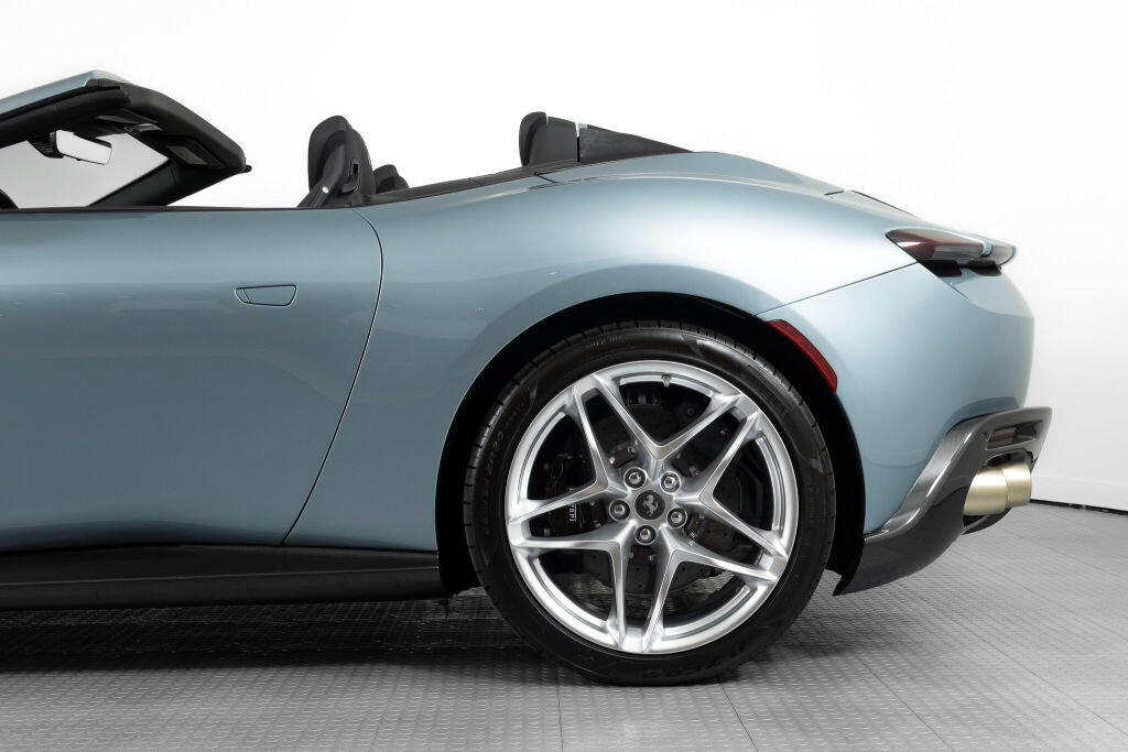 Certified 2024 Ferrari Roma Spider RWD image 16