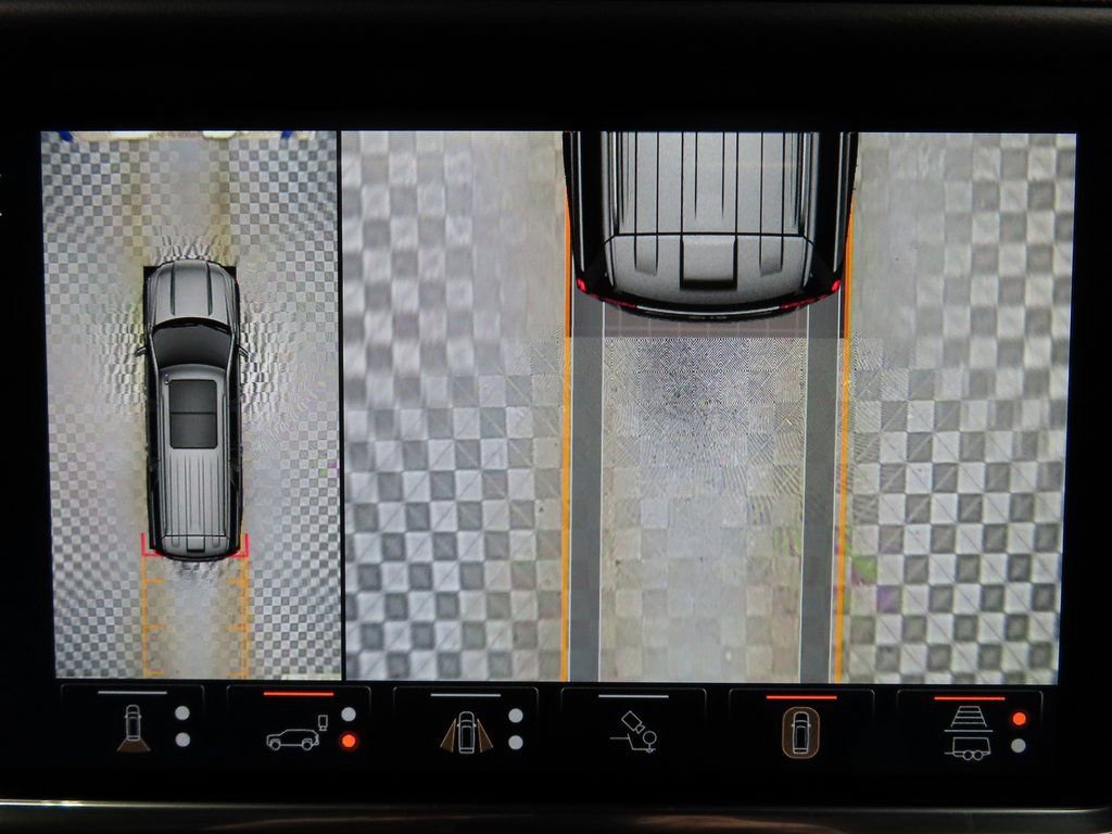 Used 2023 GMC Yukon Denali Ultimate w/ LPO, Floor Liner Package AWD/4WD image 18