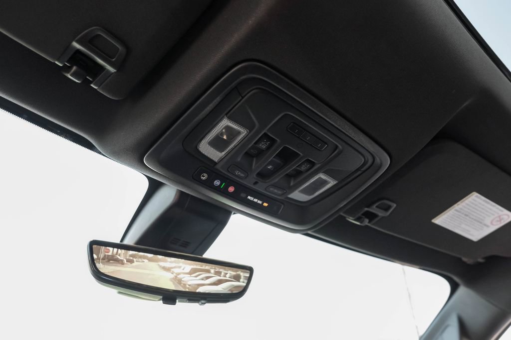 Used 2021 GMC Sierra 2500 AT4 w/ AT4 Premium Plus Package image 23