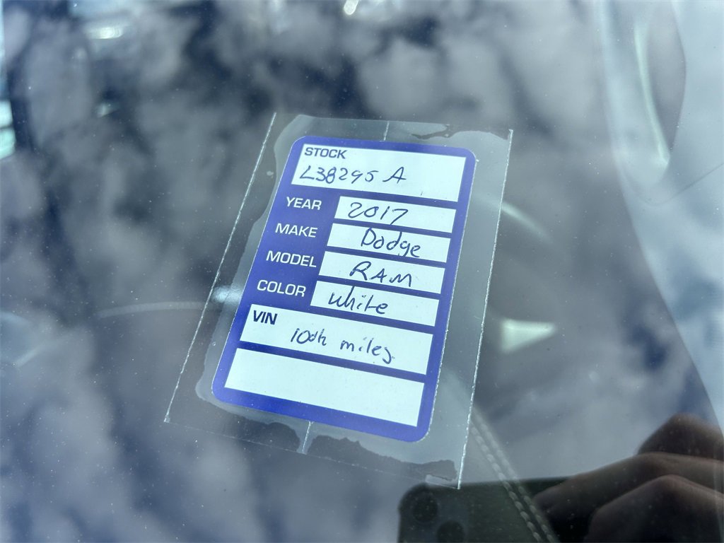 Used 2017 RAM 1500 Laramie w/ Convenience Group image 11