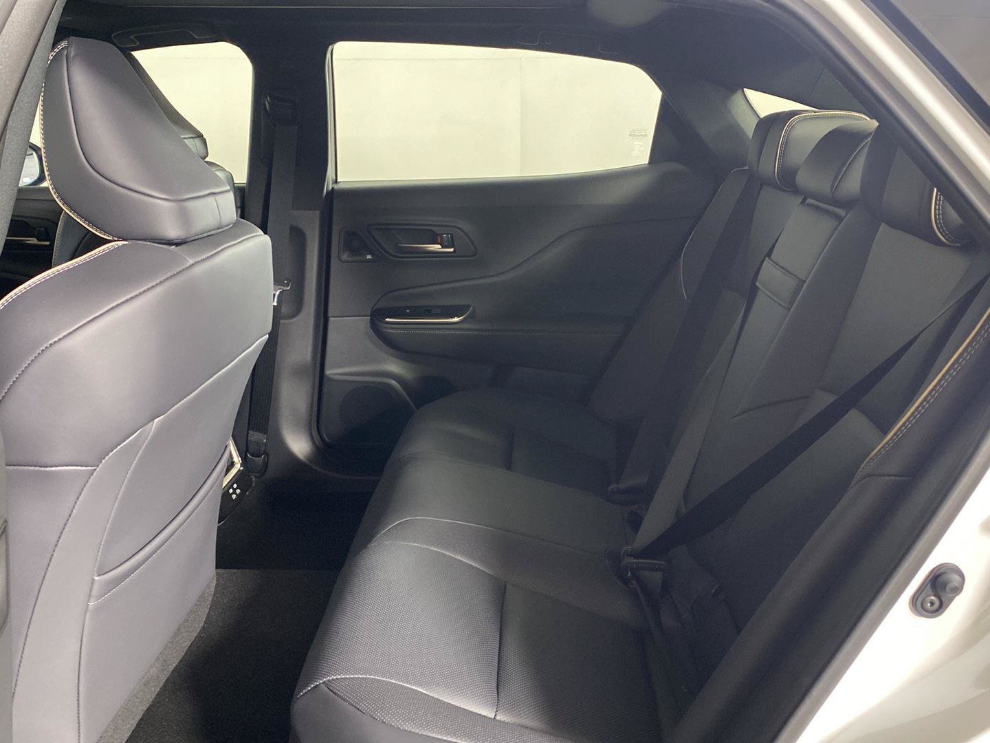 Used 2025 Toyota Crown Platinum AWD/4WD image 29