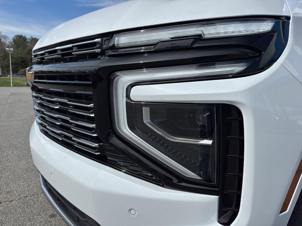 New 2026 Chevrolet Suburban High Country image 12