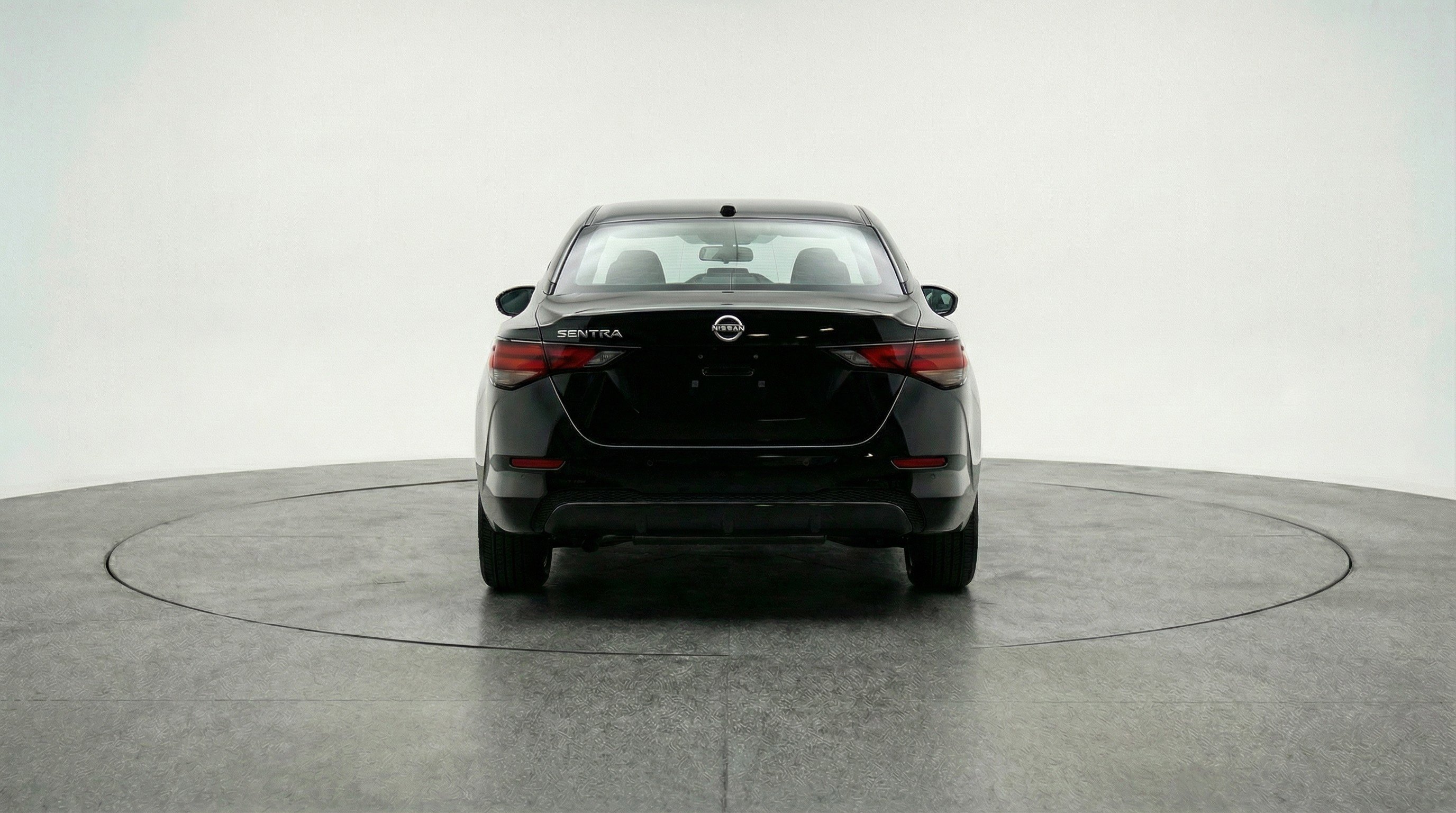 Used 2025 Nissan Sentra SV image 7