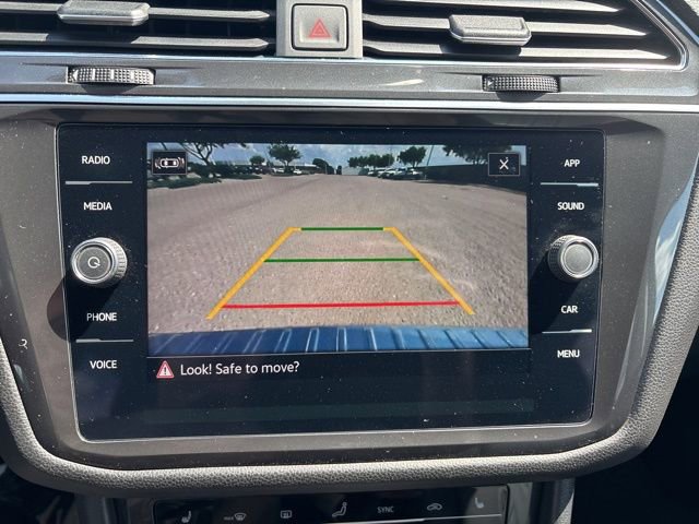 Used 2023 Volkswagen Tiguan SE image 17