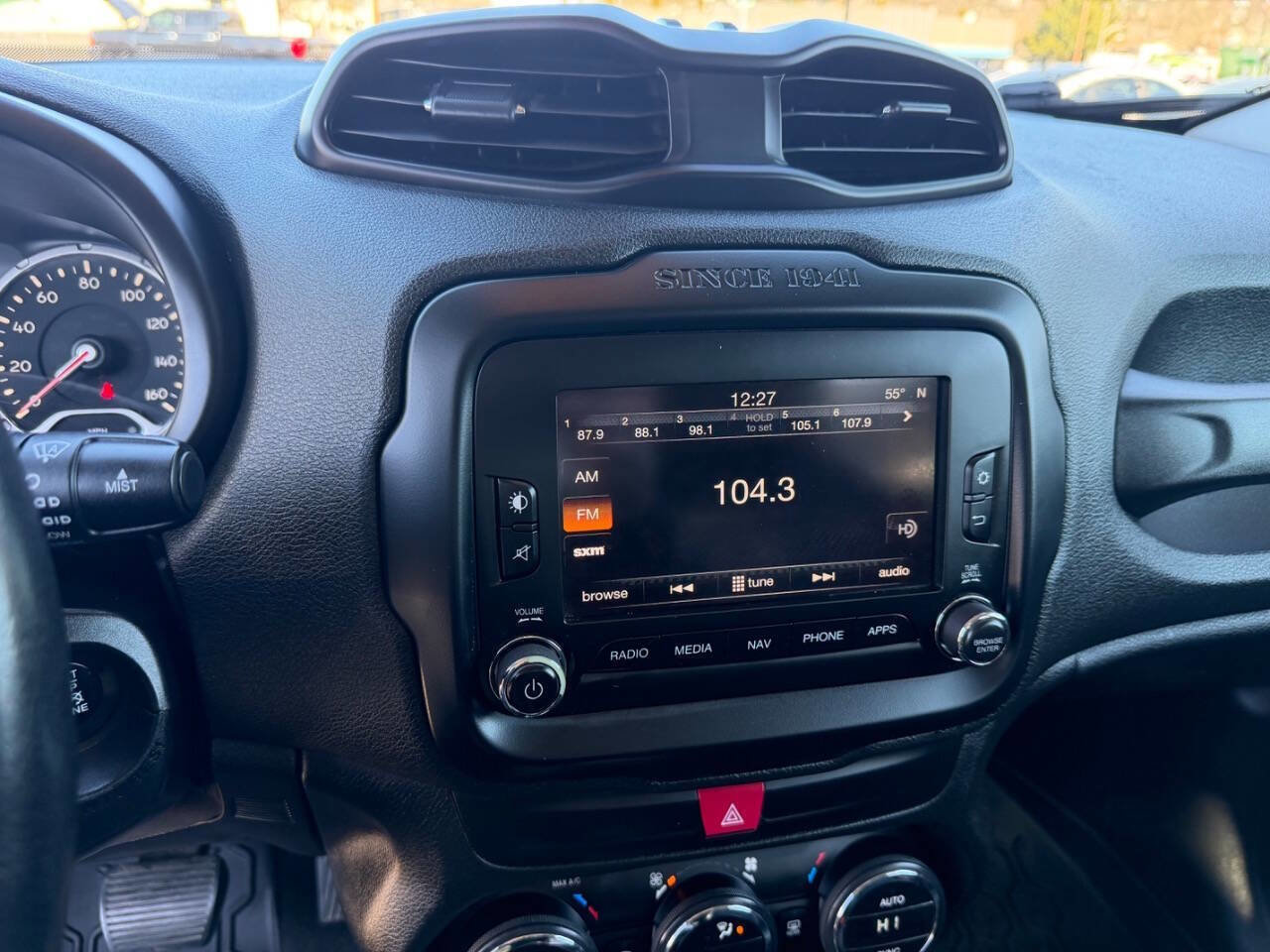 Used 2017 Jeep Renegade Trailhawk image 12