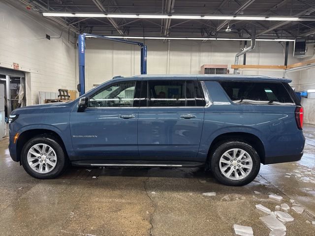 New 2026 Chevrolet Suburban Premier image 3