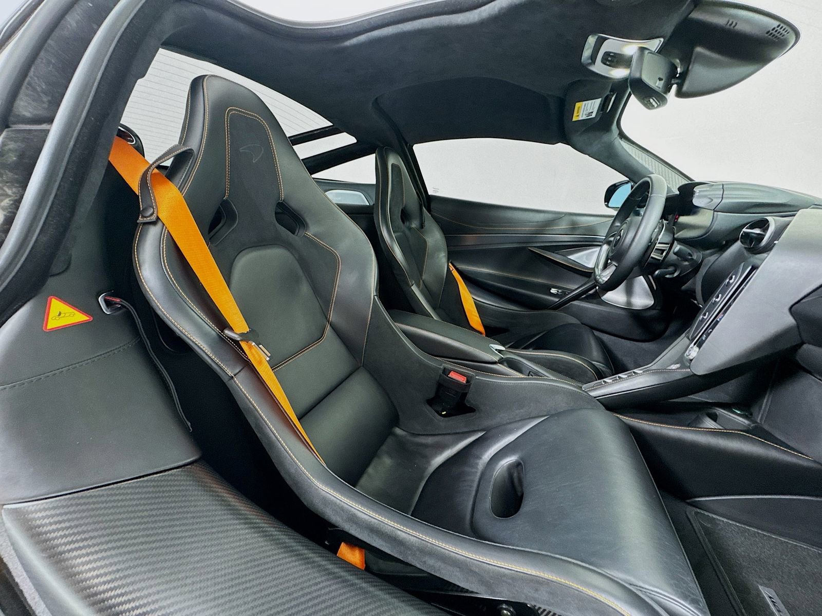 Used 2024 McLaren 750S image 21