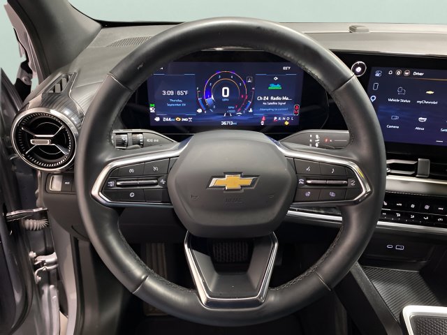 Used 2025 Chevrolet Equinox LT w/ Convenience Package II AWD/4WD image 13