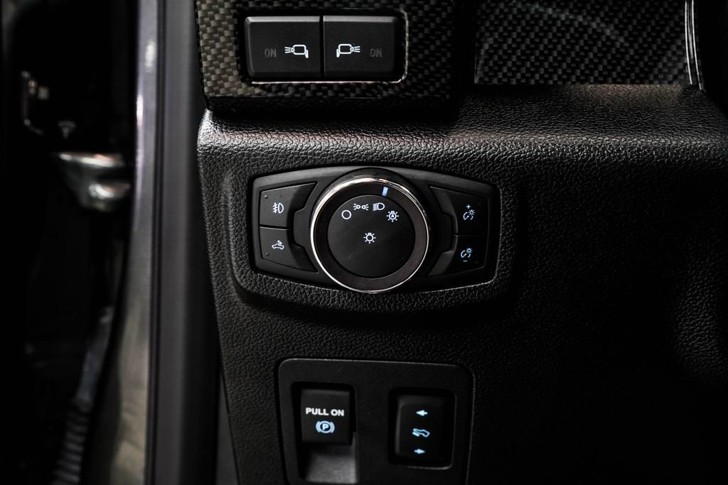 Used 2018 Ford F150 Lariat w/ Equipment Group 502A Luxury AWD/4WD image 43