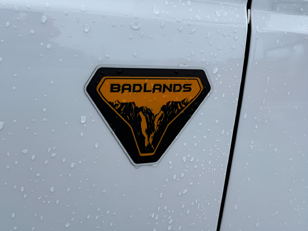 Used 2025 Ford Bronco Badlands AWD/4WD image 17