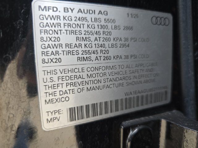 Used 2025 Audi Q5 Premium Plus w/ Premium Plus AWD/4WD image 39