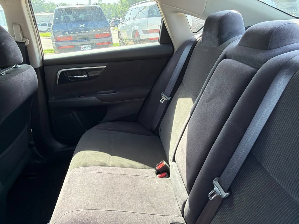 Used 2013 Nissan Altima 2.5 SV FWD image 13