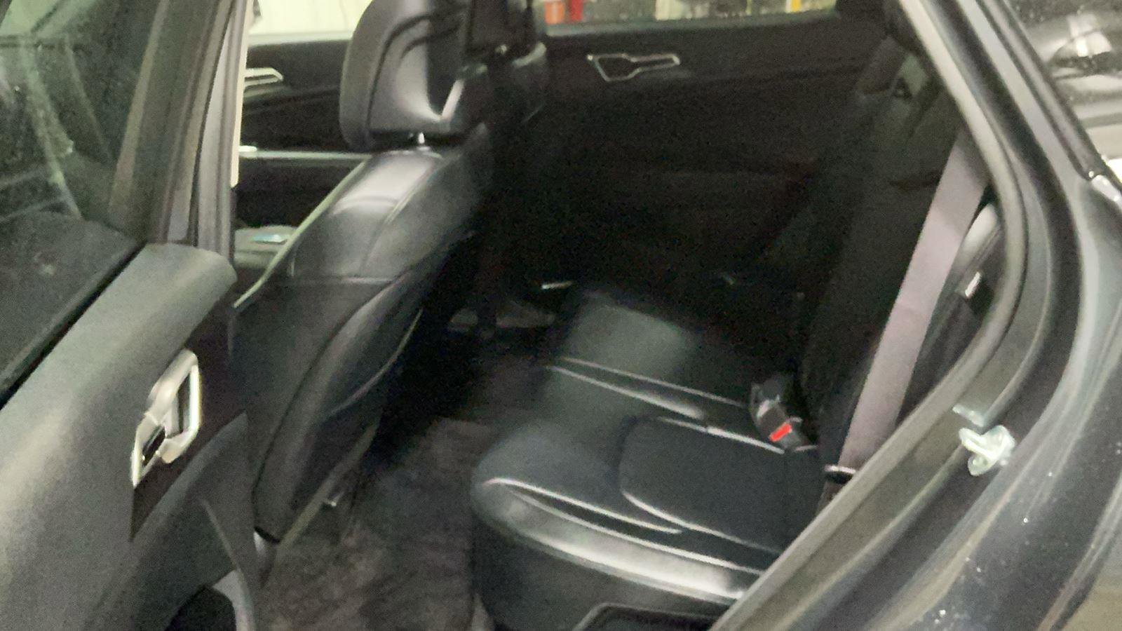 Used 2024 Kia Sportage EX image 17