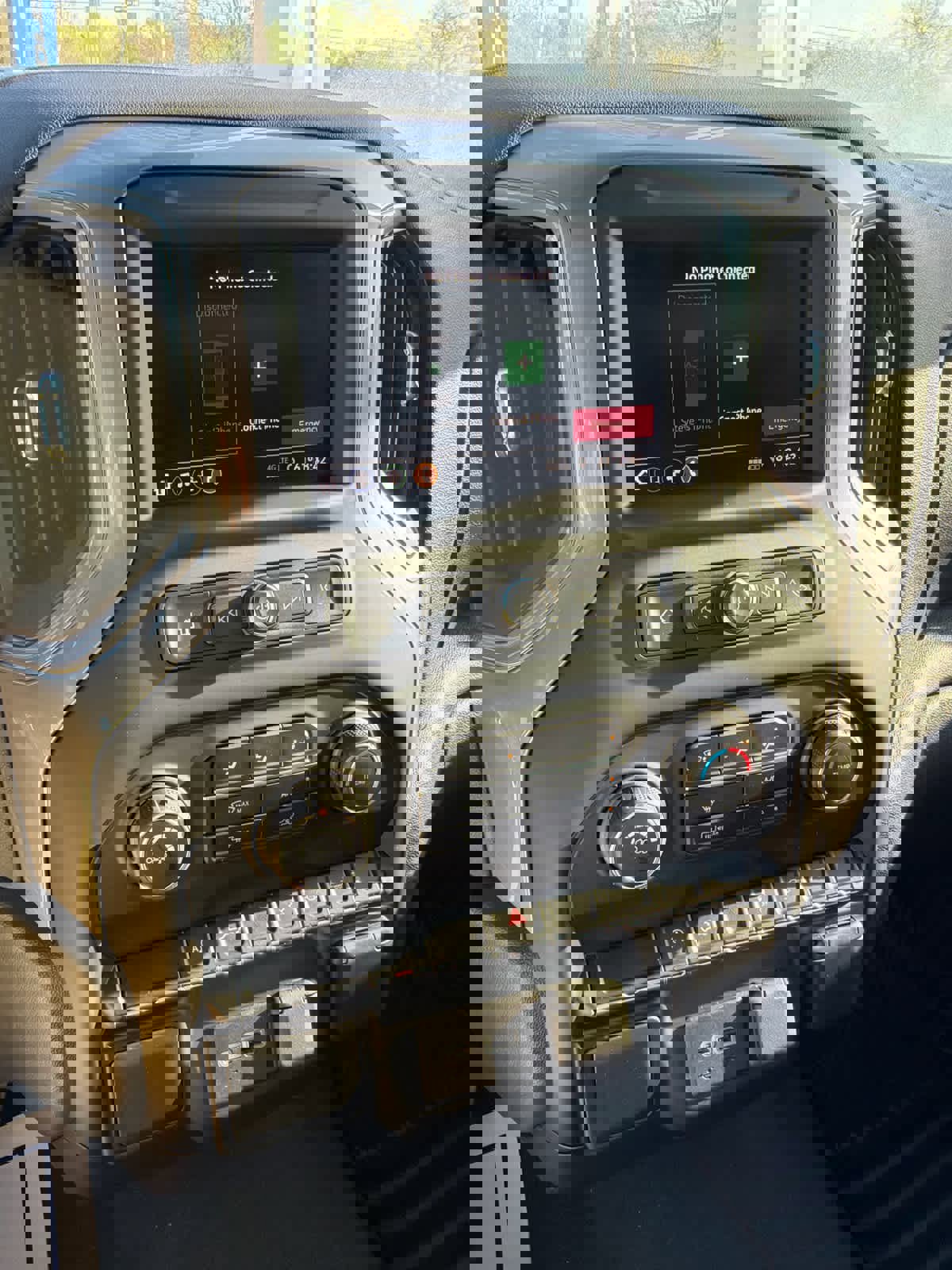 Used 2021 Chevrolet Silverado 1500 Custom image 16