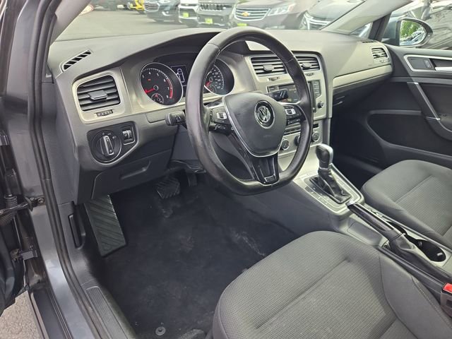 Used 2017 Volkswagen Golf S AWD/4WD image 11