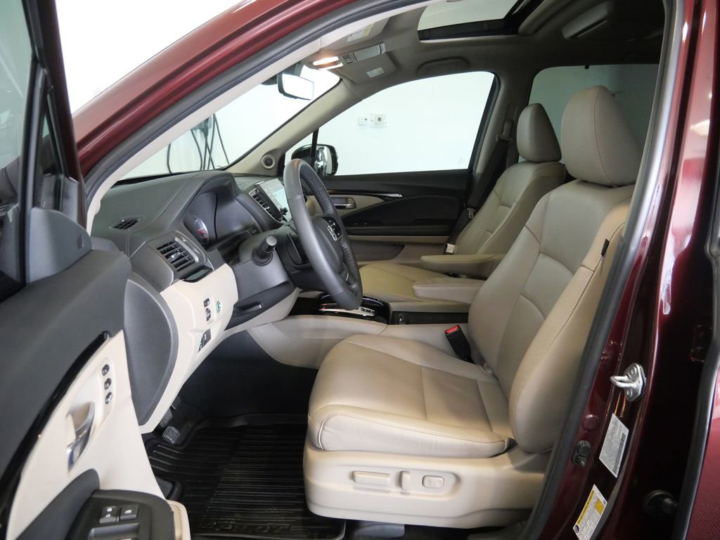 Used 2022 Honda Pilot Touring image 15