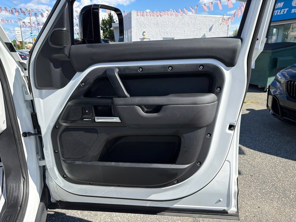 Used 2025 Land Rover Defender 110 S AWD/4WD image 22