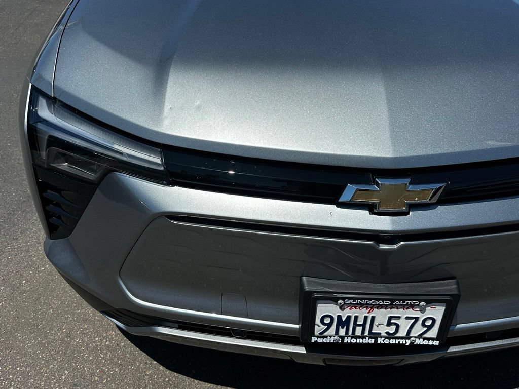 Used 2024 Chevrolet Blazer EV LT AWD/4WD image 4