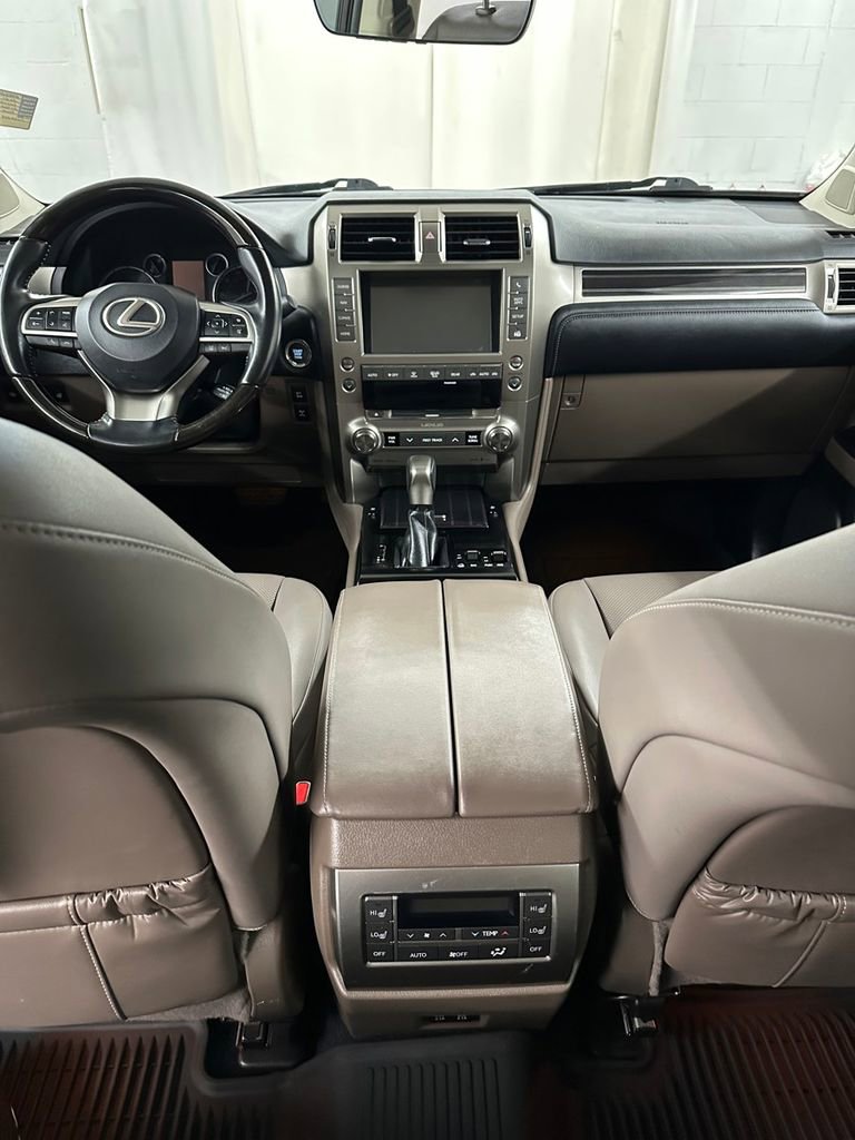 Used 2021 Lexus GX 460 Premium image 27