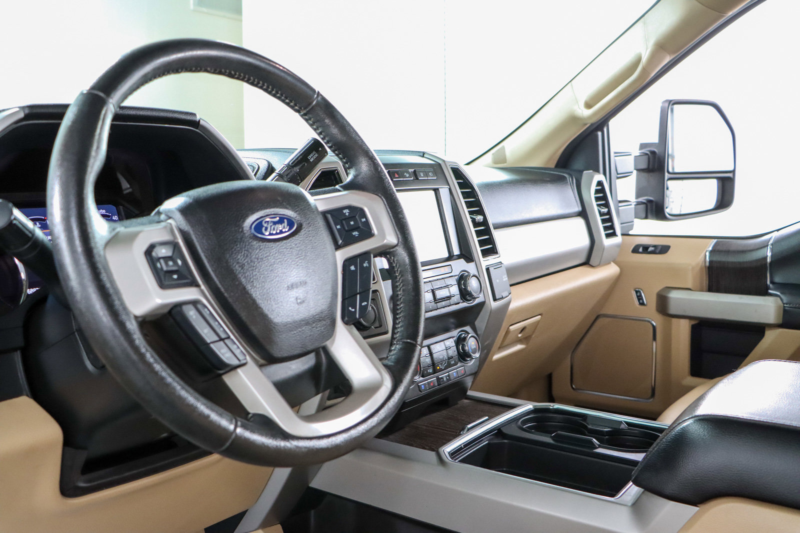 Used 2020 Ford F250 Lariat w/ Lariat Ultimate Package image 25