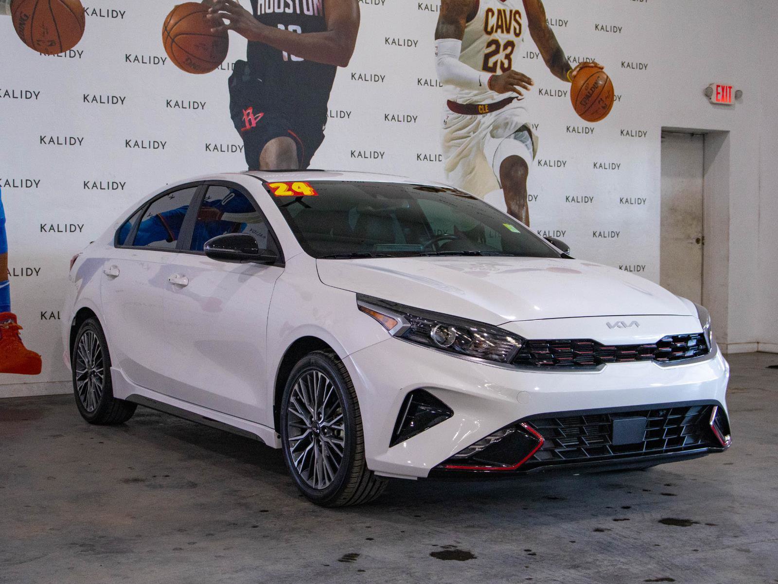 Used 2024 Kia Forte GT-Line w/ GT-Line Premium Package image 20