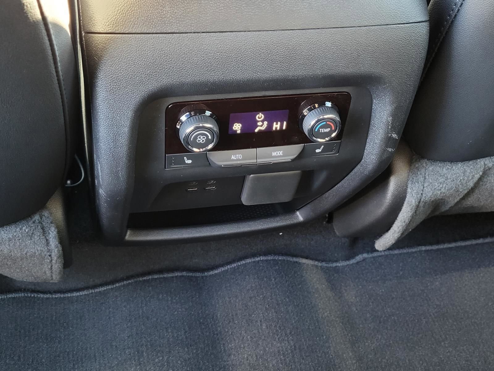 New 2026 Chevrolet Traverse High Country image 14