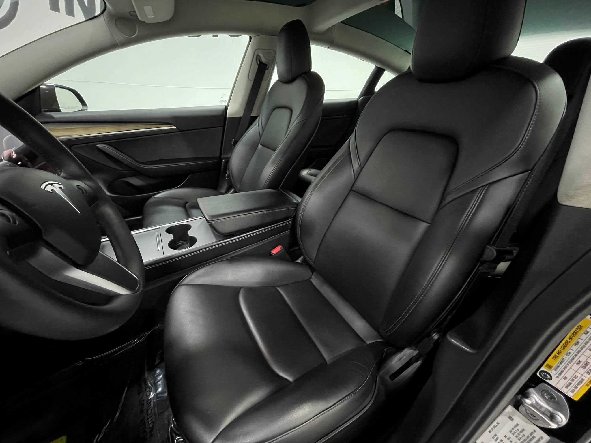 Used 2022 Tesla Model 3 Standard Range RWD image 14