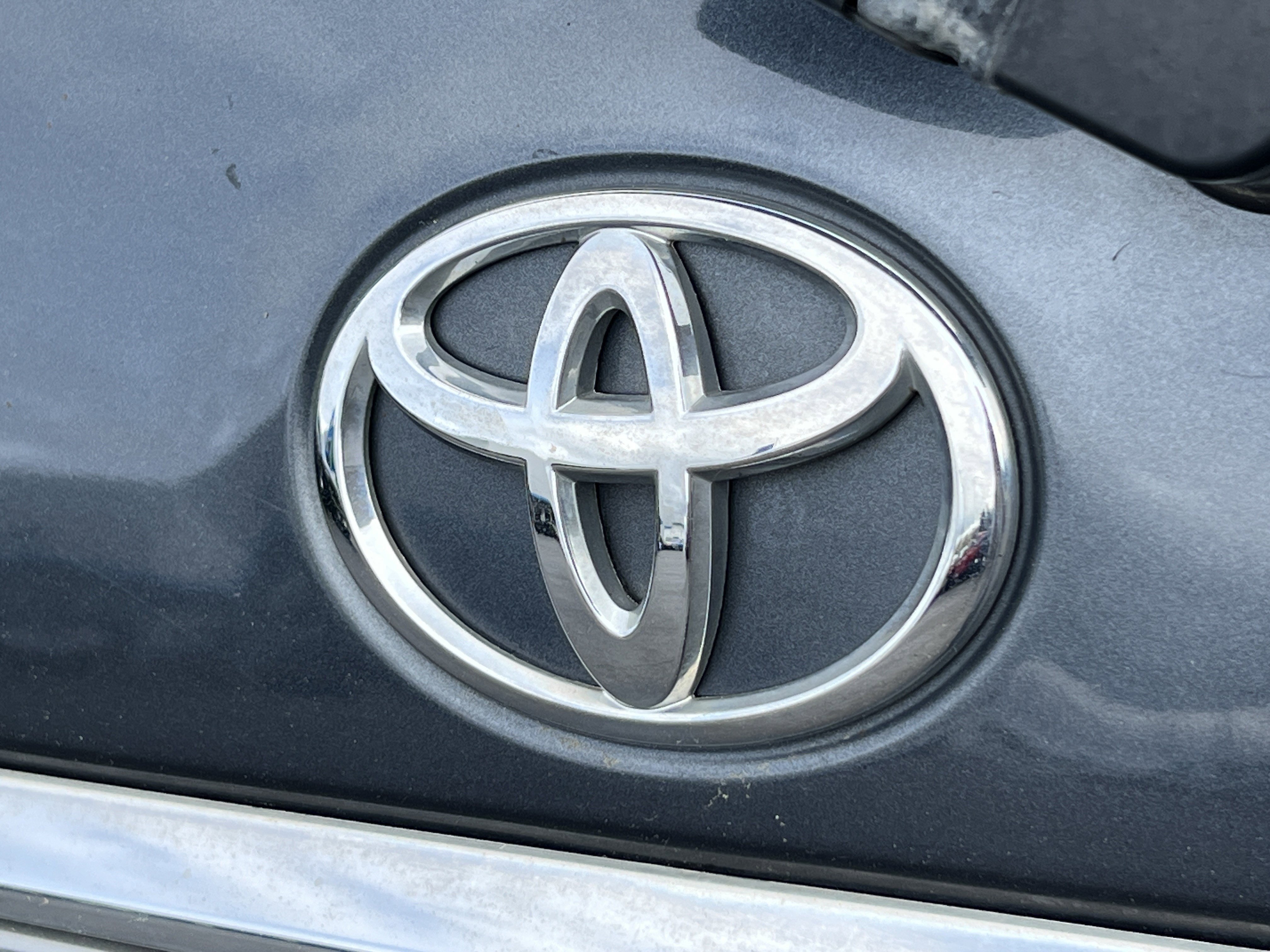 Used 2008 Toyota Sequoia Limited AWD/4WD image 8