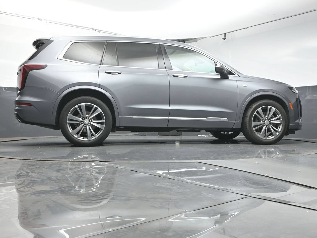 Used 2021 Cadillac XT6 Premium Luxury FWD image 39