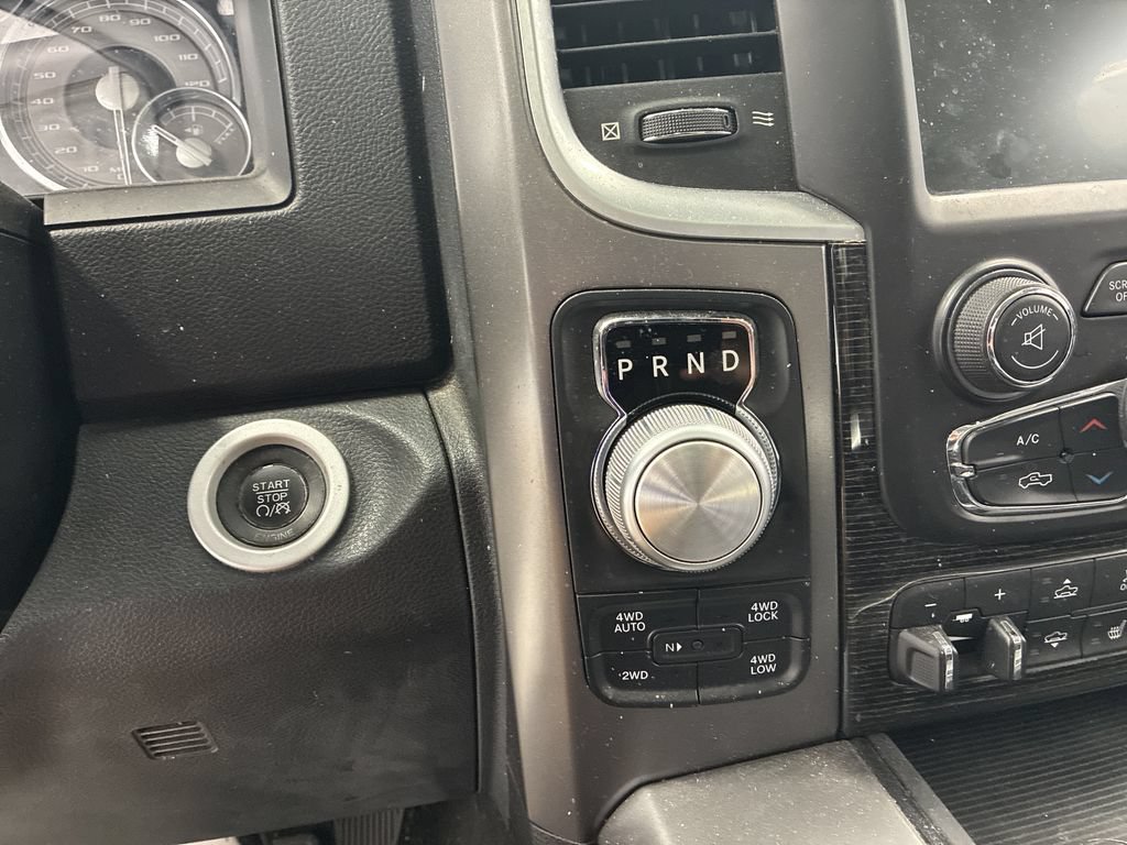 Used 2014 RAM 1500 Limited AWD/4WD image 25