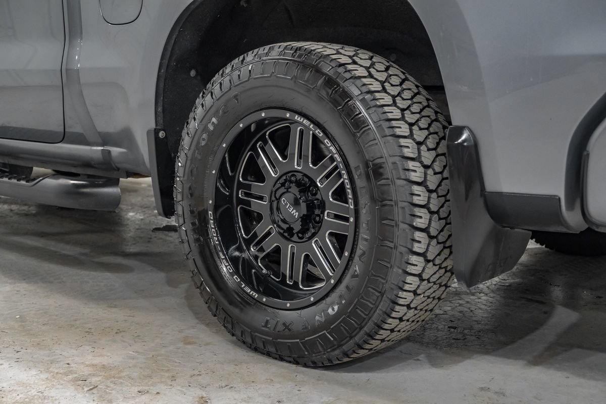 Used 2019 Chevrolet Silverado 1500 RST AWD/4WD image 60