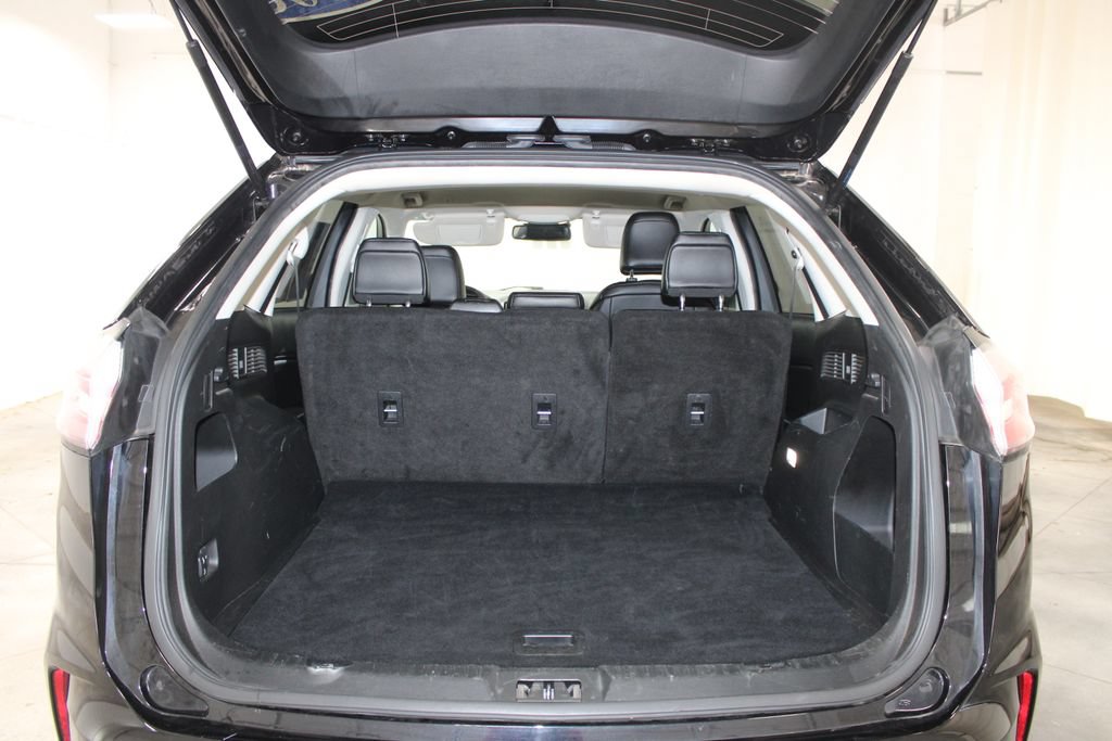 Used 2024 Ford Edge SEL AWD/4WD image 32