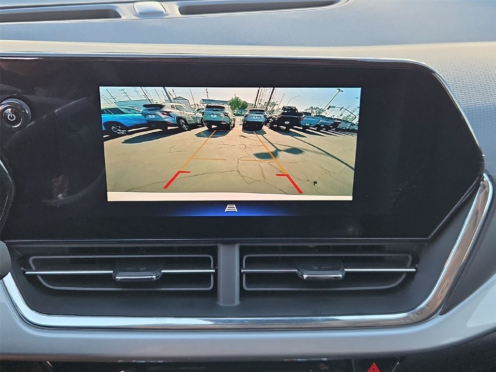 New 2026 Chevrolet Trax LT w/ Driver Confidence Package FWD image 7
