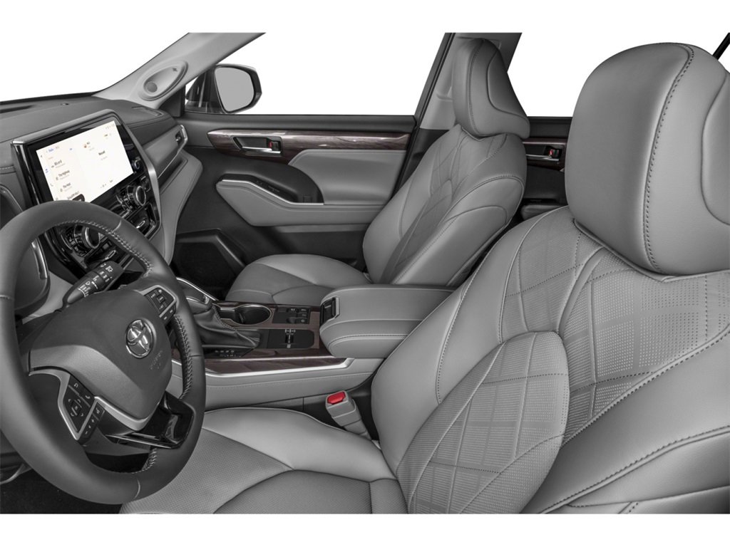 New 2025 Toyota Highlander Platinum image 8