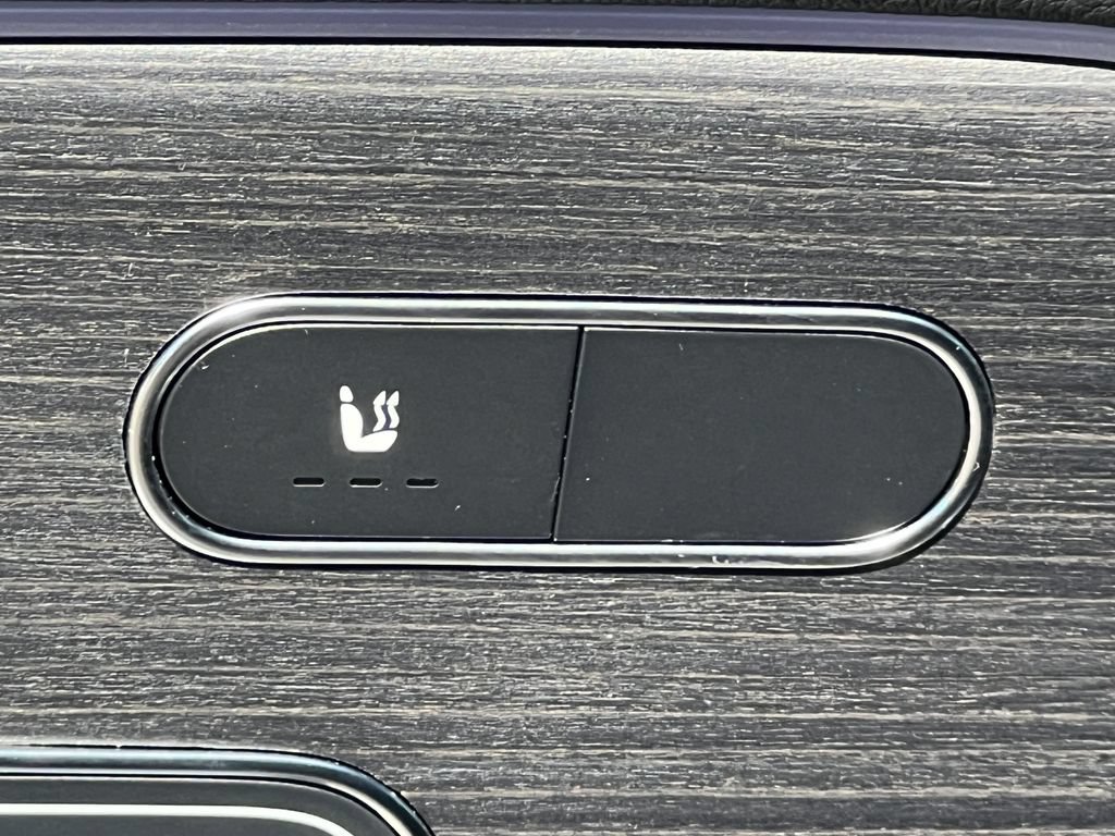 New 2026 Mercedes-Benz GLB 250 4MATIC image 18