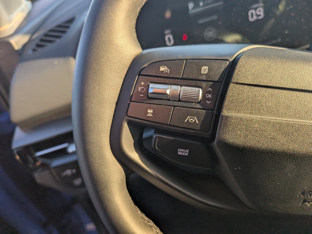 New 2026 Kia Sportage EX FWD image 17