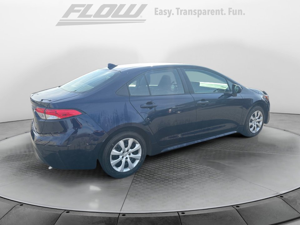 Used 2025 Toyota Corolla LE image 7