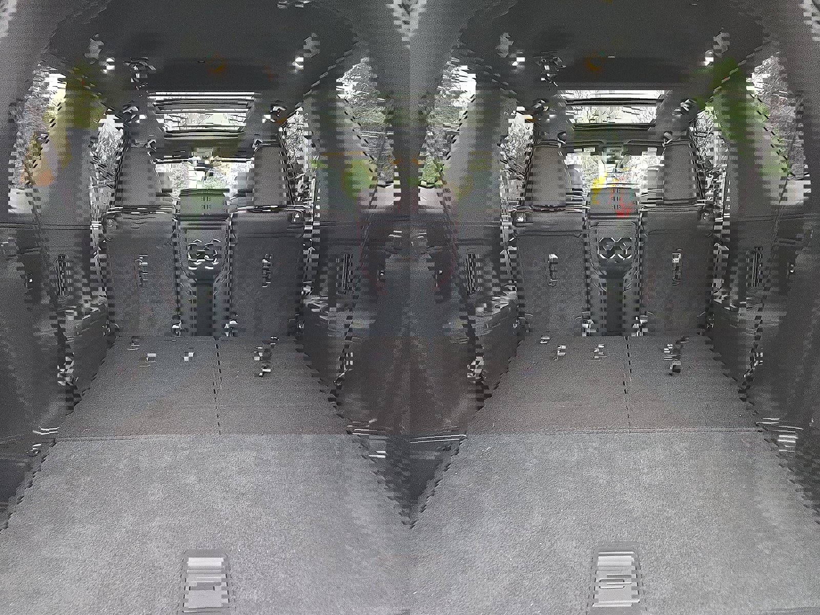 Used 2025 Honda Pilot Black Edition image 28