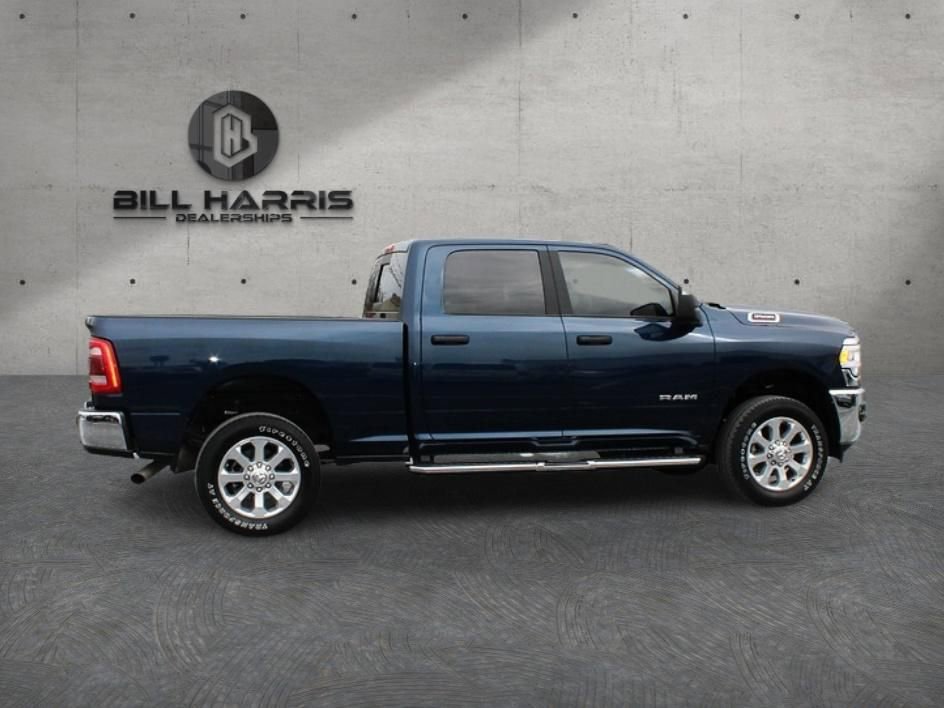 Used 2023 RAM 3500 Big Horn w/ Level B Equipment Group AWD/4WD image 8