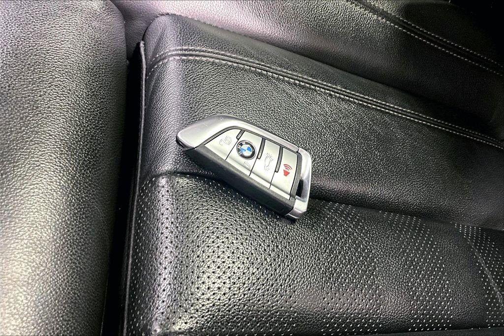 Used 2021 BMW X7 xDrive40i w/ Premium Package AWD/4WD image 10
