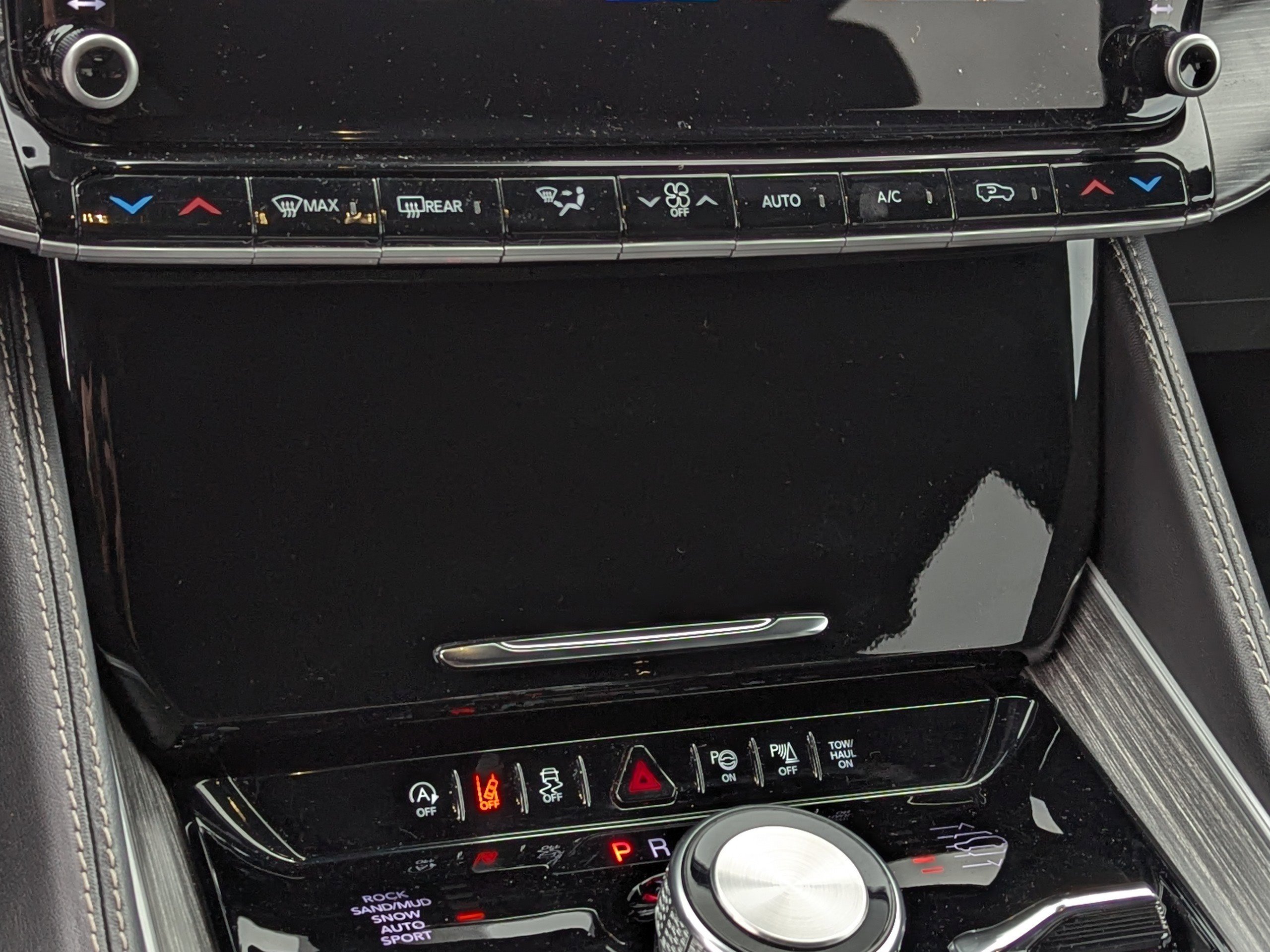 Used 2024 Jeep Wagoneer Series II w/ Convenience Group I image 25