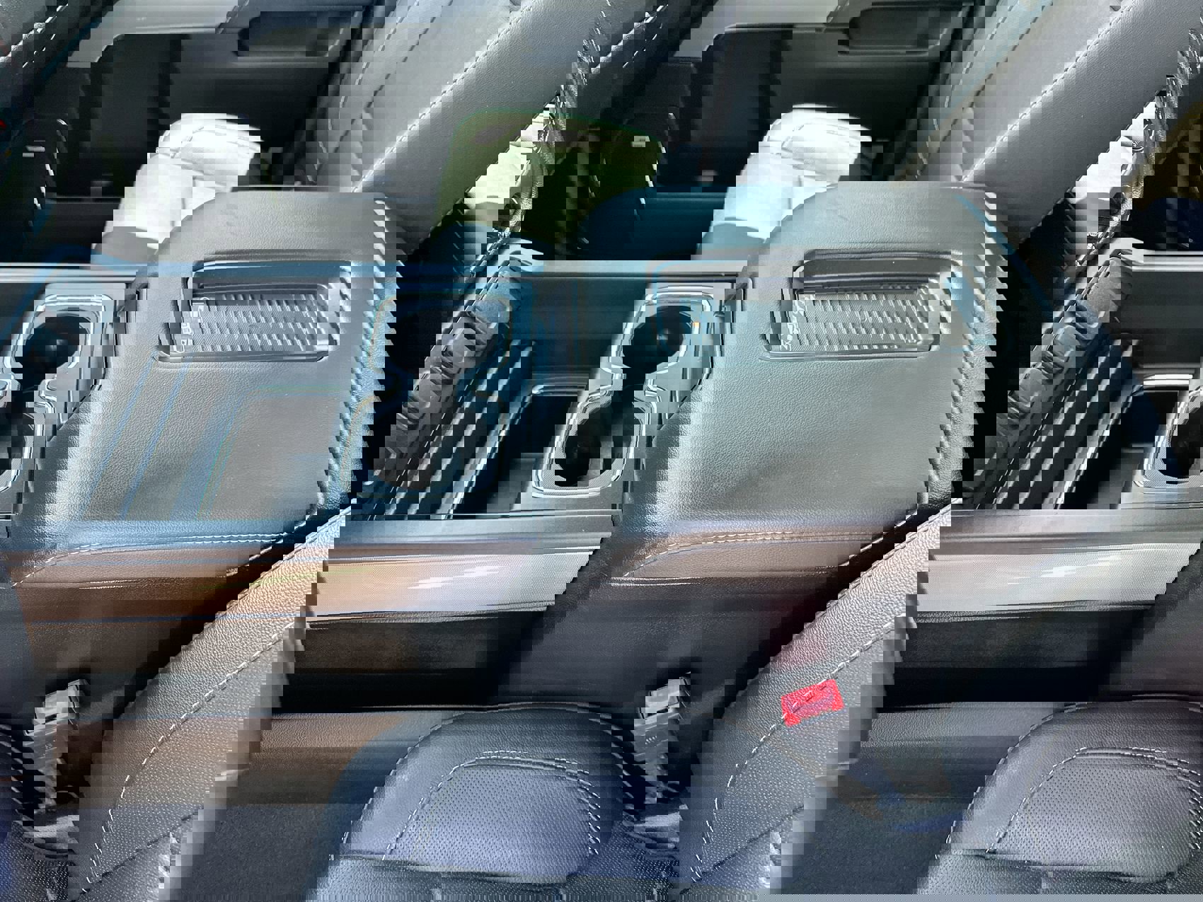 Used 2019 Chevrolet Silverado 2500 LTZ w/ Duramax Plus Package AWD/4WD image 21