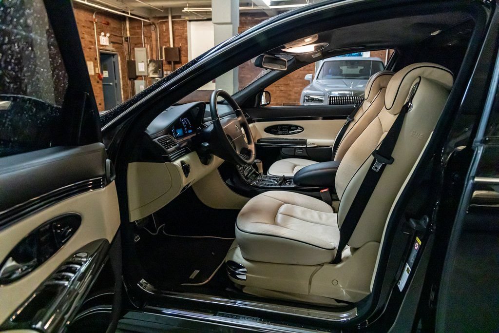 Used 2009 Maybach 62 S RWD image 81