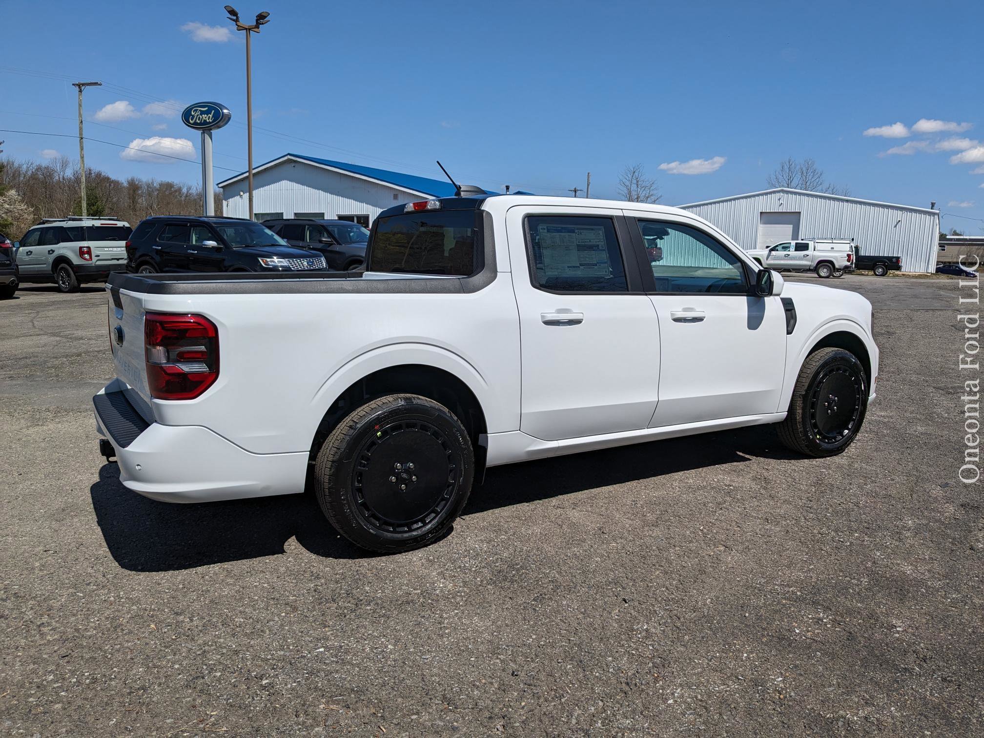 New 2025 Ford Maverick Lobo image 3