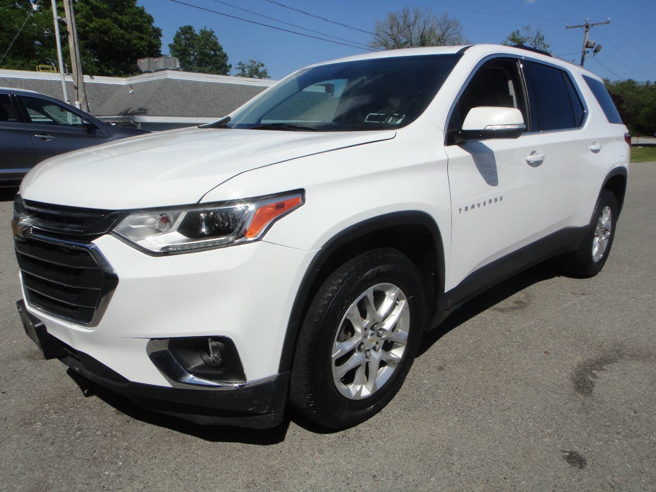 Used 2018 Chevrolet Traverse LT